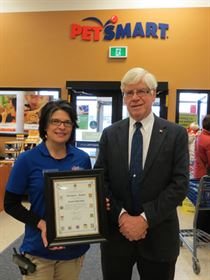 David congratulates PetSmart - Bolton, located in Bolton, on its Grand Opening